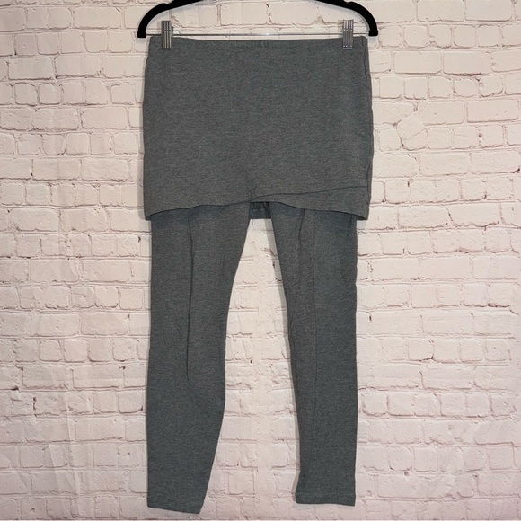 CABI Skirted M'Leggings, Size Small - Picture 4 of 9